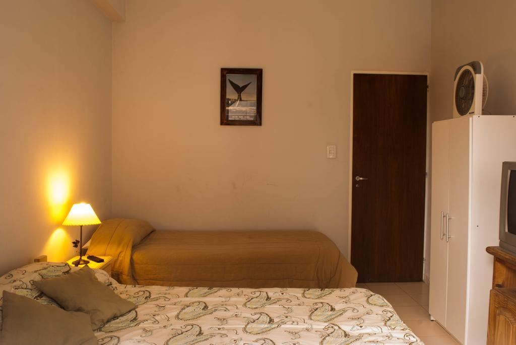 Loica Hostel Puerto Madryn Bagian luar foto