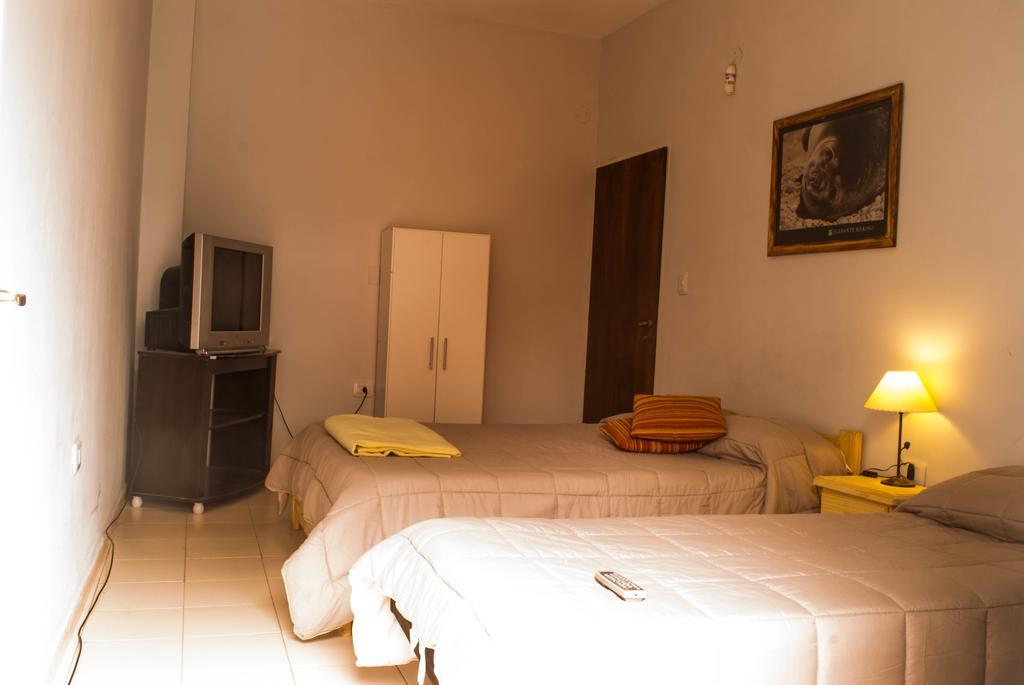 Loica Hostel Puerto Madryn Bagian luar foto